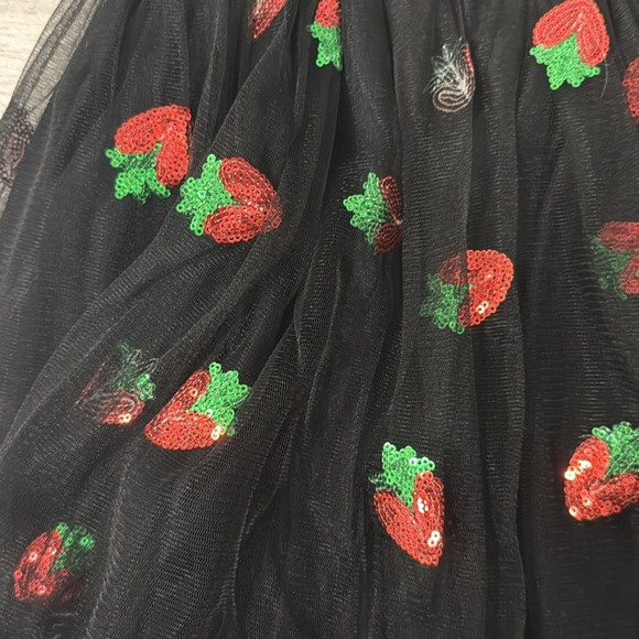 Lola and The Boys Tulle Sequin Strawberry Mini, size 6 - Picture 3 of 5